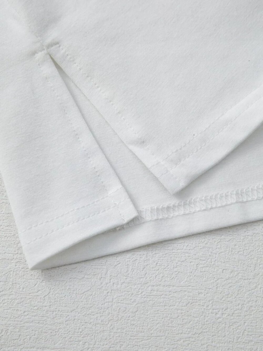 Star Patched Graphic Tee - Picture 6 of 6